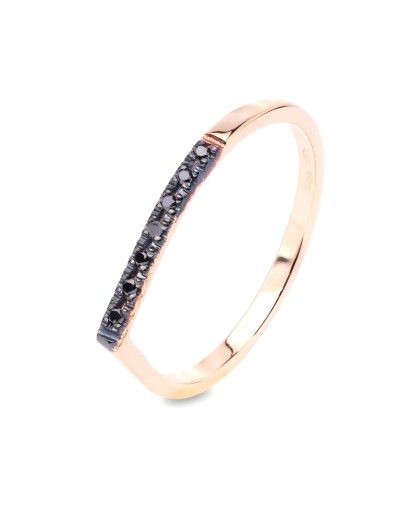 Rose gold ring with black diamonds