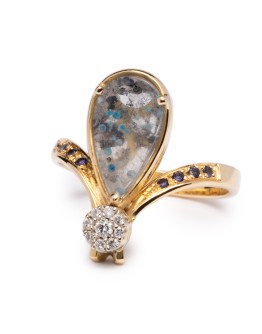 White and Yellow Gold Ring with Sapphires-Diamonds